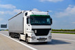 LKW auf Autobahn // truck