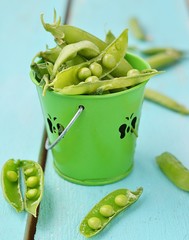 Wall Mural - fresh green peas