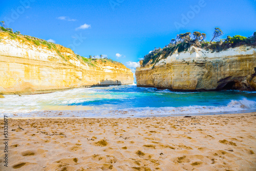 Obraz na płótnie canvas trzyczęściowy "tryptyk" Loch ard wąwóz lookout w wielkiej drodze oceanu australia2
