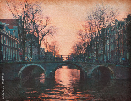 Obraz na płótnie canvas trzyczęściowy "tryptyk" Wieczór w Amsterdamie, Holandia. 