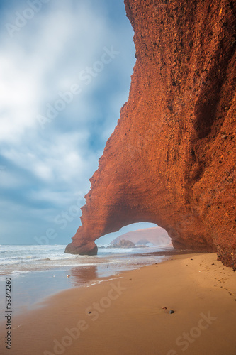Plakat na papierze fotorealistycznym Legzira beach, maroko