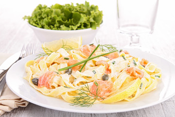 Wall Mural - pasta with cream and salmon