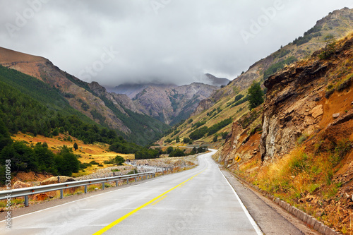 Obraz na płótnie canvas trzyczęściowy "tryptyk" Carretera austral - droga w chilean patagonia