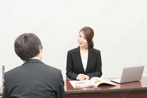 接客する女性社員 Buy This Stock Photo And Explore Similar Images At Adobe Stock Adobe Stock