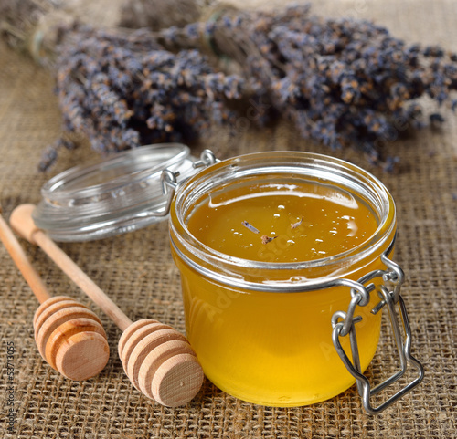 Naklejka dekoracyjna Honey in a glass jar