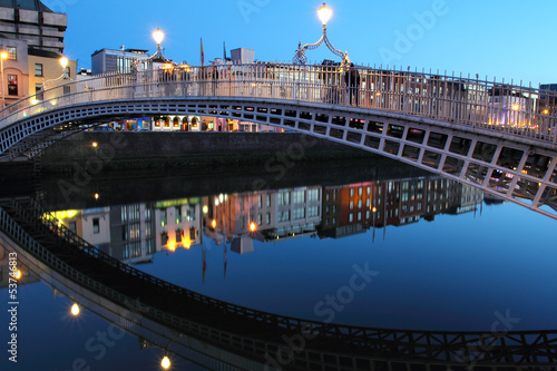 Naklejka samoprzylepna Ha'penny bridge, dublin