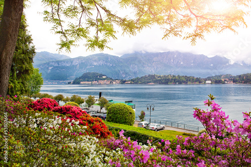 Cuadros en Lienzo beautiful view to the Italian lake Como