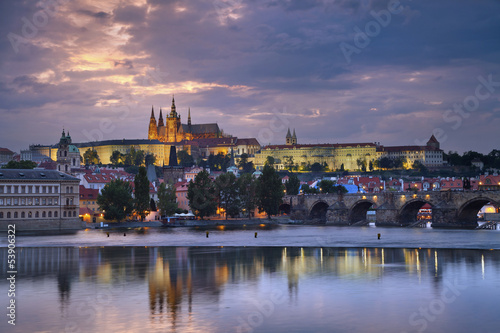 Obraz na płótnie canvas dwuczęściowy "dyptyk" Praga.