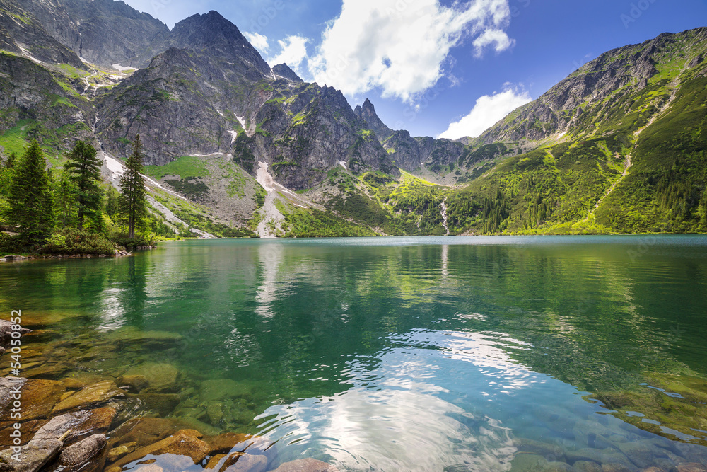 Obraz na płótnie Beautiful scenery of Tatra mountains and lake in Poland w salonie