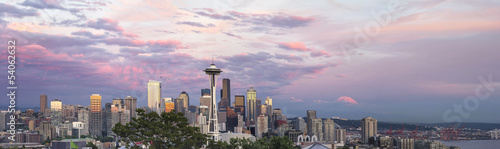 Fotografía Seattle City Downtown Skyline at Sunset Panorama