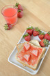 Sandwich with strawberries