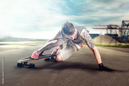 Foto-Stoffbanner - Speeding Longboarder (von lassedesignen)
