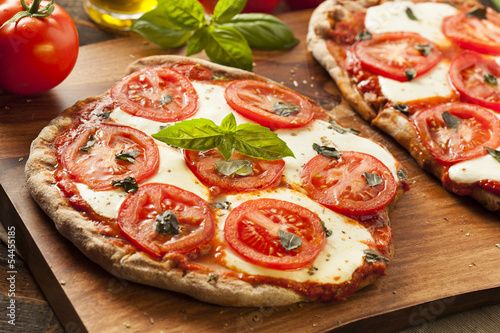 Naklejka samoprzylepna Ekologiczna margarita pizza domowej roboty