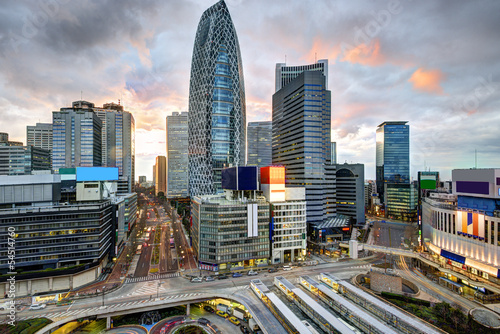 Naklejka samoprzylepna Tokio w dzielnicy finansowej Nishi-Shinjuku