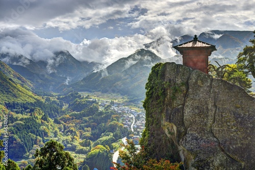 Plakat na papierze fotorealistycznym Świątynia Yamadera Mountain