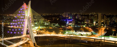 Board z aluminiowym obramowaniem Most octavio frias de oliveira
