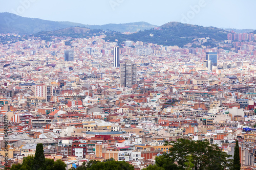 Plakat na papierze fotorealistycznym Dzień ogólny widok na panoramę Barcelony
