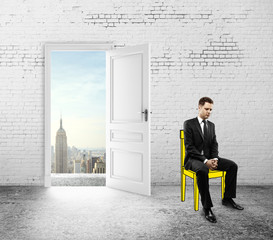 Canvas Print - businessman sitting in room