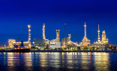 Oil refinery plant