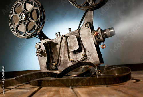 Board z aluminiowym obramowaniem Kino