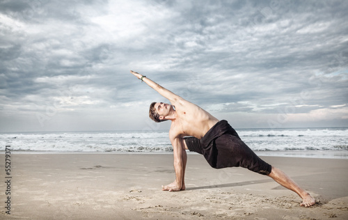 Obraz na płótnie canvas dwuczęściowy "dyptyk" Joga na plaży