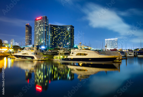 Plakat na papierze fotorealistycznym San Diego w Kalifornii w nocy
