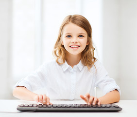 Canvas Print - student girl with keyboard