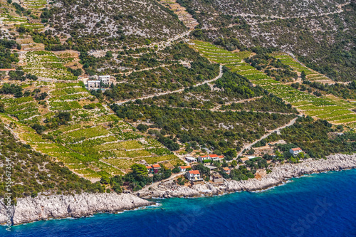 Board z aluminiowym obramowaniem Winnice dingac na półwyspie Peljesac