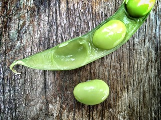 Sticker - Fresh soybeans.