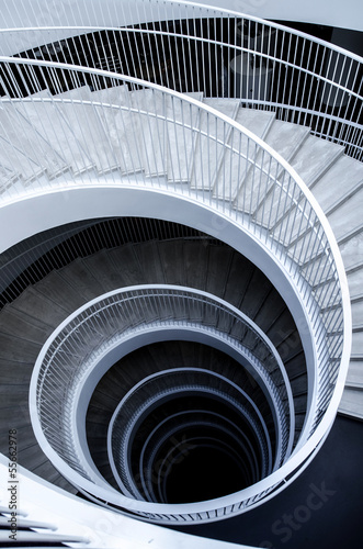 Plakat na papierze fotorealistycznym Graficzne schody spiralne