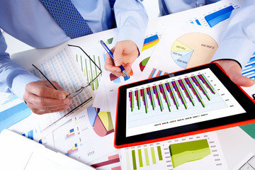 Aufkleber - Business team working with tablet computer.