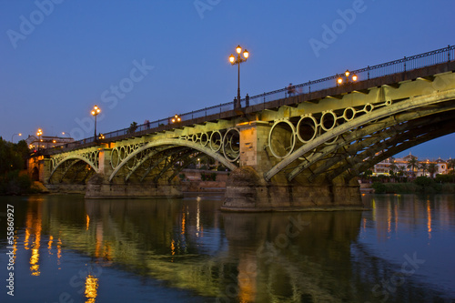 Board z aluminiowym obramowaniem Most triana, najstarszy most Sewilli
