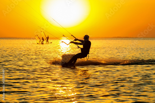 Naklejka samoprzylepna Sylwetki windsurferów