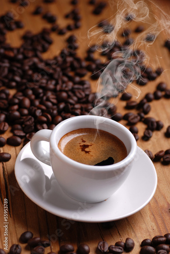 Obraz na płótnie canvas trzyczęściowy "tryptyk" Espresso w białej filiżance
