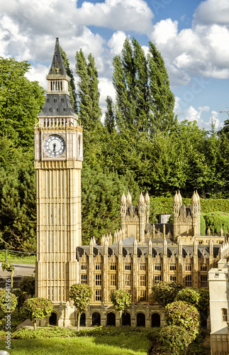 Obraz na płótnie canvas dwuczęściowy "dyptyk" Big Ben of London in mini europe.