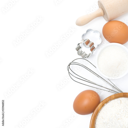 Fotografía ingredients for baking, top view, isolated on white