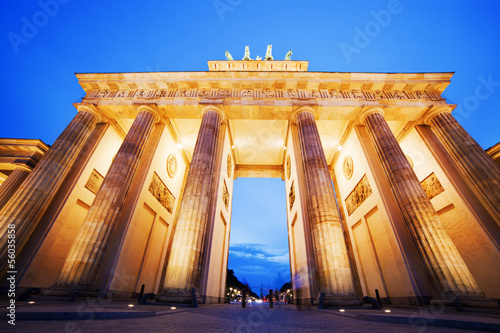 Obraz na płótnie canvas czteroczęściowy "tetraptyk" Brama brandenburska, berlin, niemcy