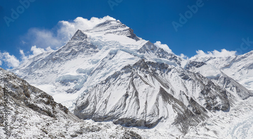 Board z aluminiowym obramowaniem Cho oyu, z bazy