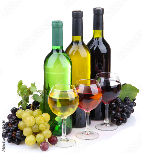 Naklejka na kafelki bottles and glasses of wine and assortment of grapes, isolated