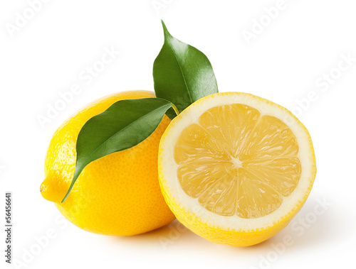 Fototapeta na wymiar Lemons with leaves