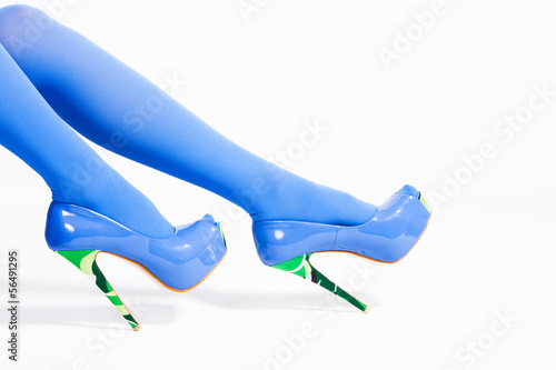 Board z aluminiowym obramowaniem Buty na wysokim obcasie