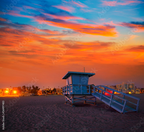 Naklejka samoprzylepna Santa monica california sunset lifeguard tower