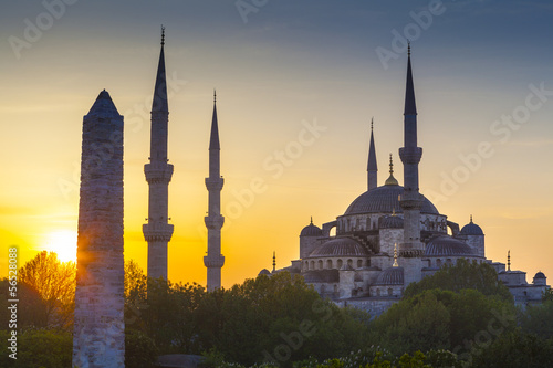 Board z aluminiowym obramowaniem Sultanahmet camii / niebieski meczet, stambuł, turcja