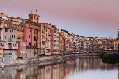 Board z aluminiowym obramowaniem Girona
