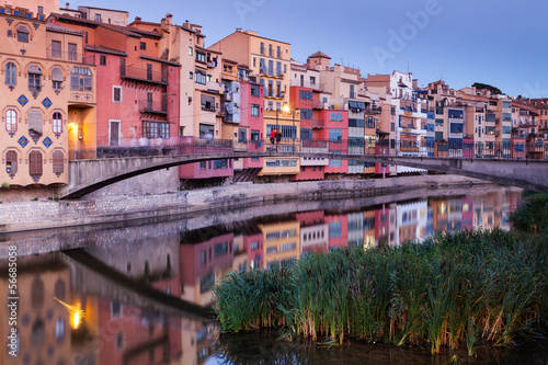 Board z aluminiowym obramowaniem Girona