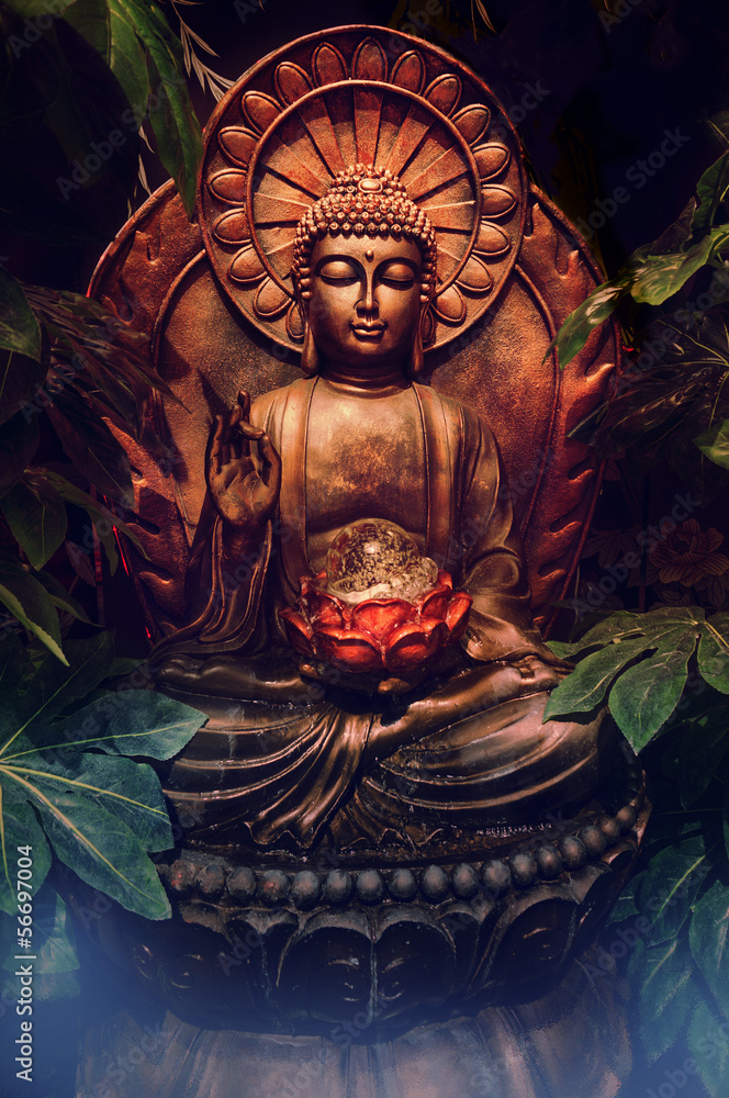 Golden buddha statue - obrazy, fototapety, plakaty 