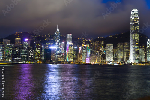 Naklejka samoprzylepna Wyspa Hongkong nocą