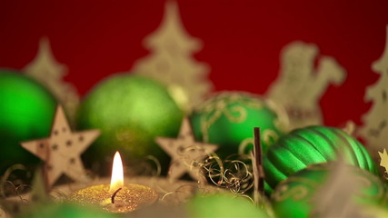 Wall Mural - panning over christmas wreath with candle