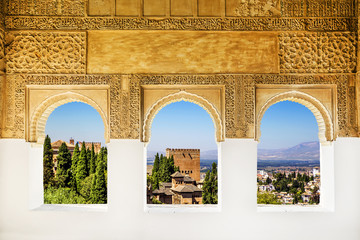 Fototapete - Windows at the Alhambra, Granada, Spain.