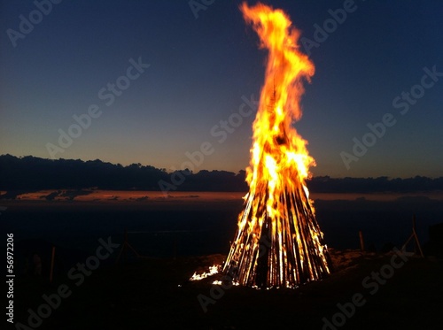 Fototapeta na drzwi i meble sonnwendfeuer